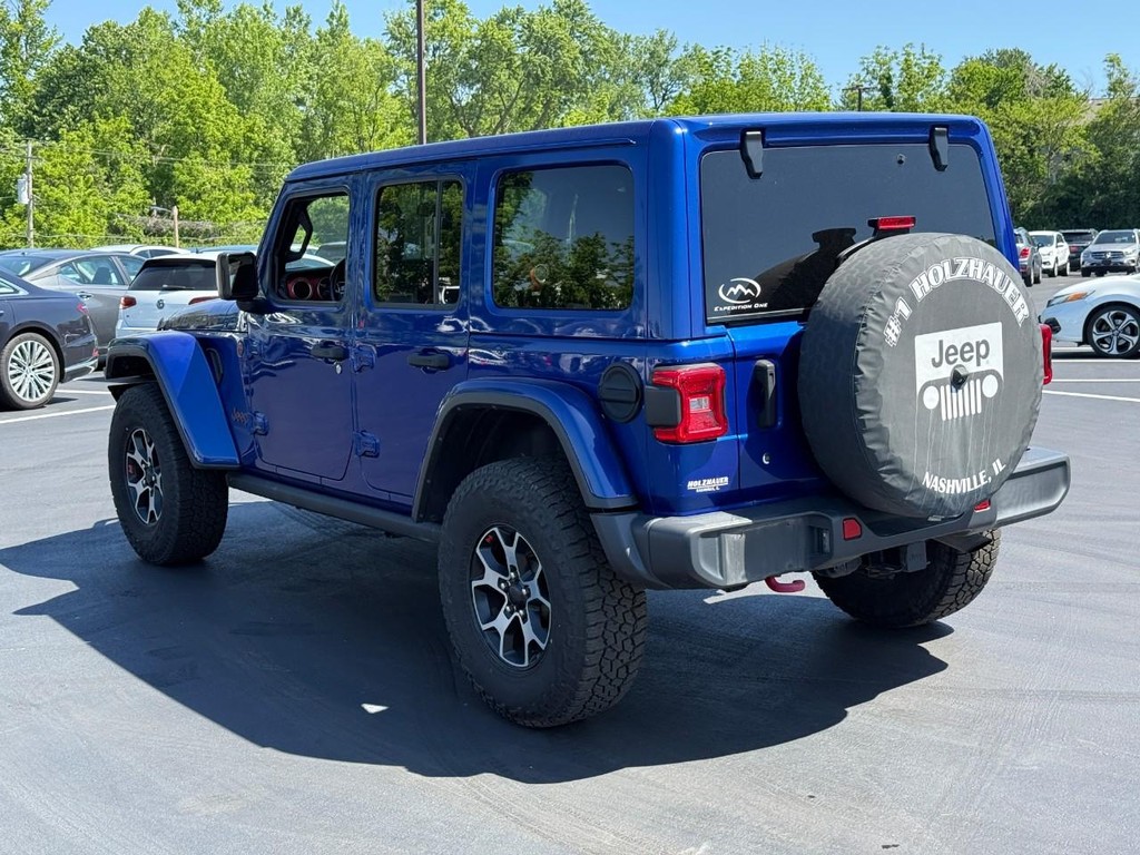 Jeep Wrangler Unlimited Vehicle Full-screen Gallery Image 04