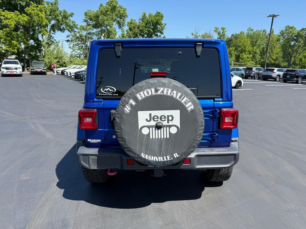 Jeep Wrangler Unlimited Vehicle Full-screen Gallery Image 07