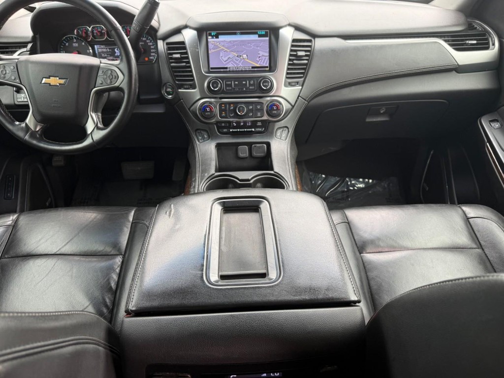 Chevrolet Tahoe Vehicle Full-screen Gallery Image 12