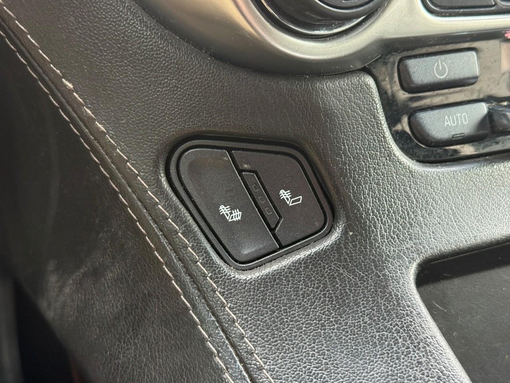 Chevrolet Tahoe Vehicle Full-screen Gallery Image 24