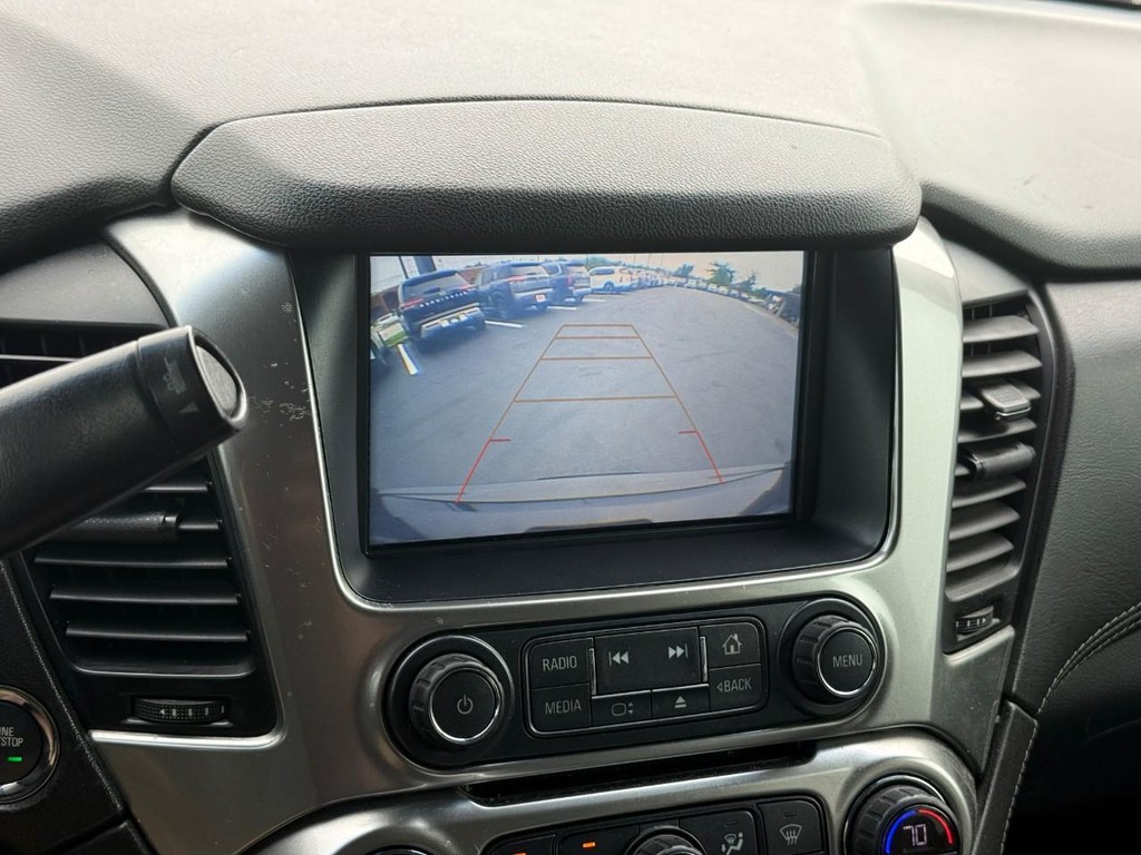 Chevrolet Tahoe Vehicle Full-screen Gallery Image 25