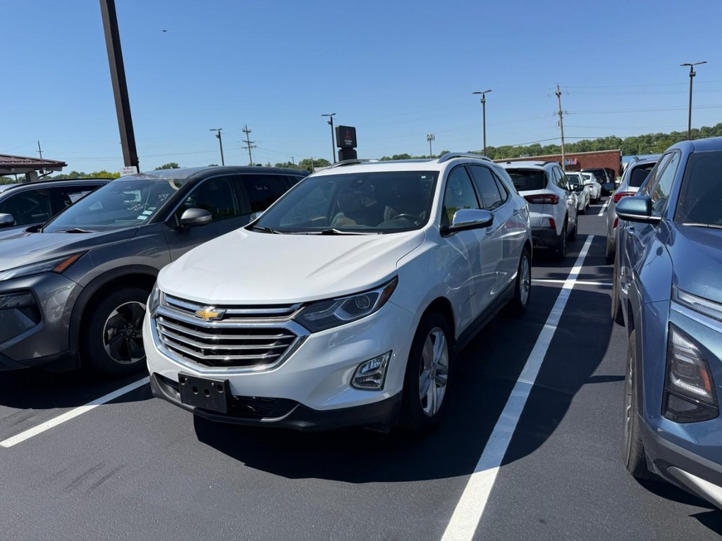 Chevrolet Equinox Vehicle Full-screen Gallery Image 01
