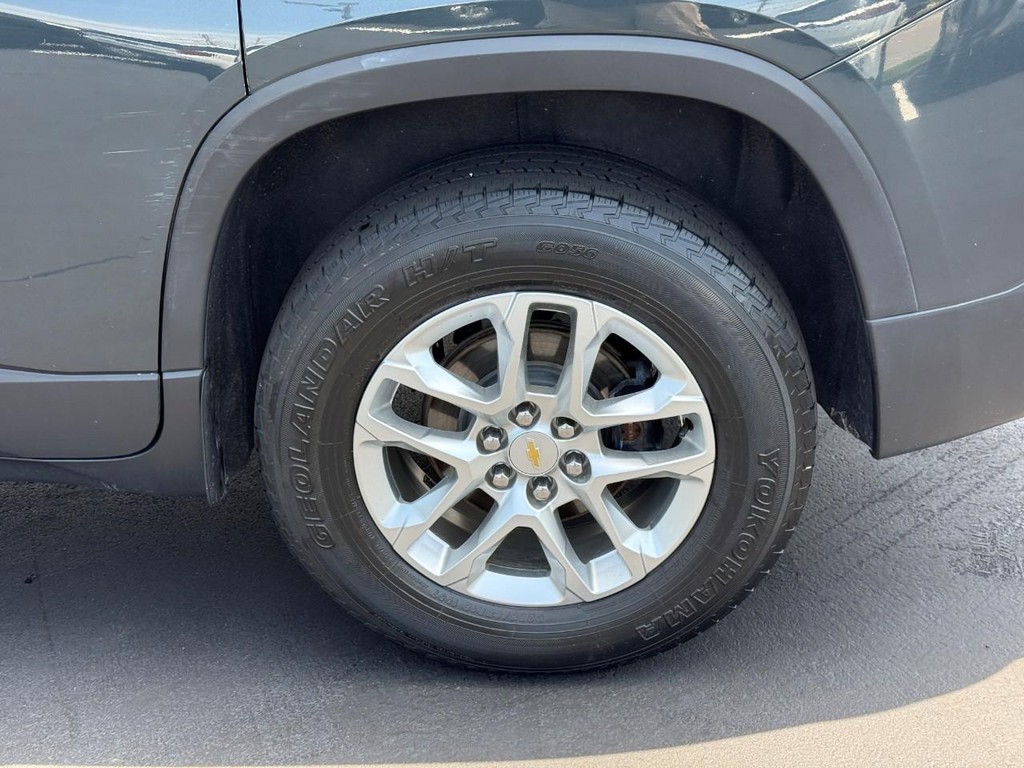 Chevrolet Traverse Vehicle Full-screen Gallery Image 05
