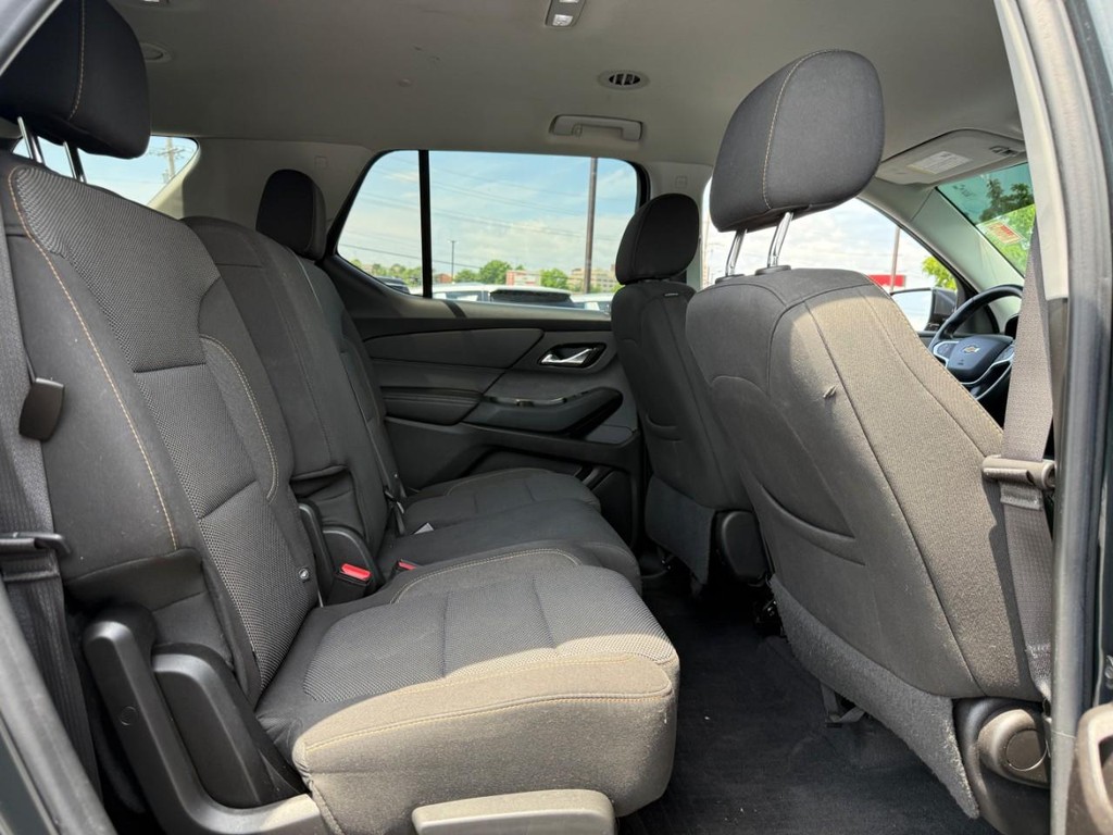 Chevrolet Traverse Vehicle Full-screen Gallery Image 10