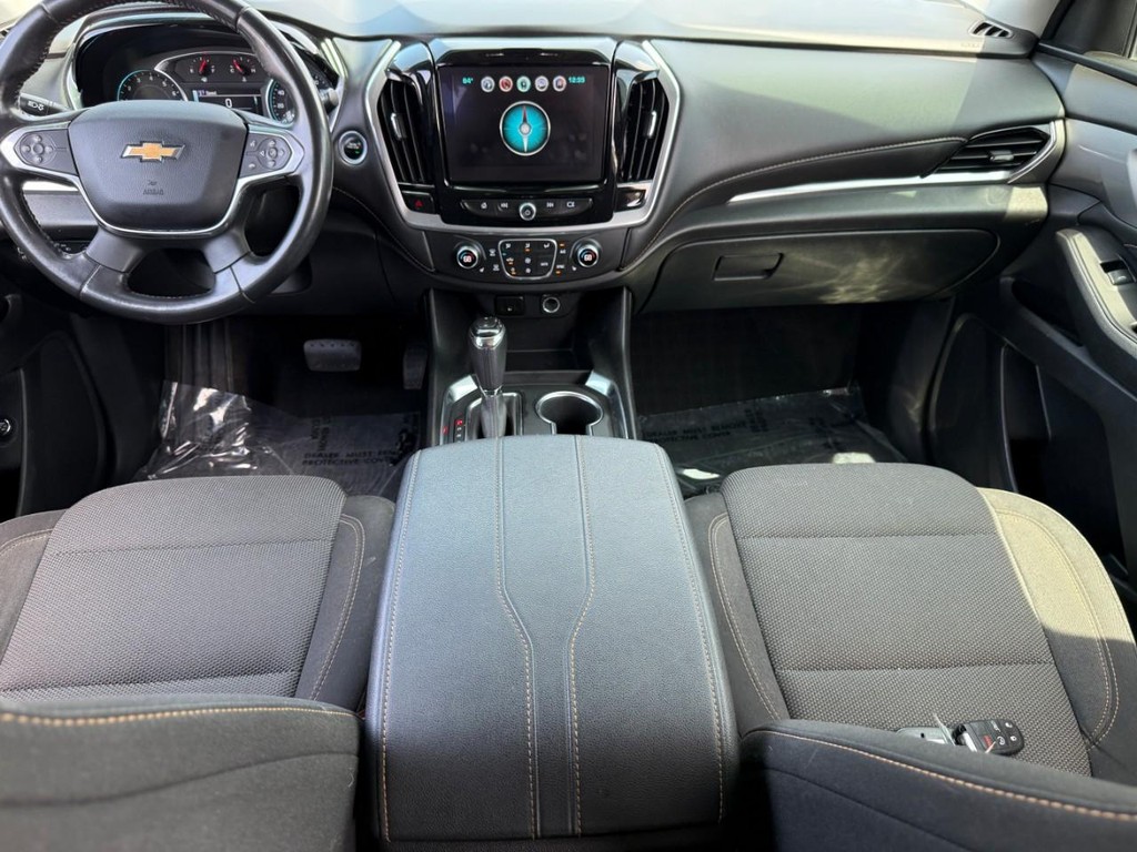 Chevrolet Traverse Vehicle Full-screen Gallery Image 12