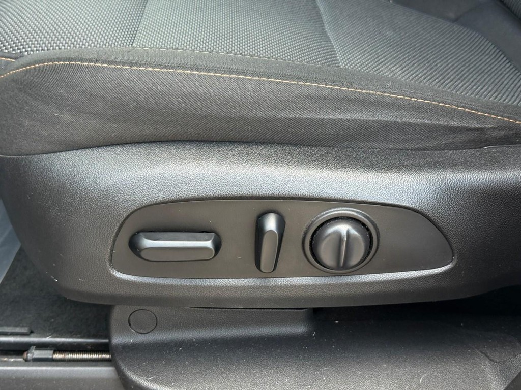 Chevrolet Traverse Vehicle Full-screen Gallery Image 18