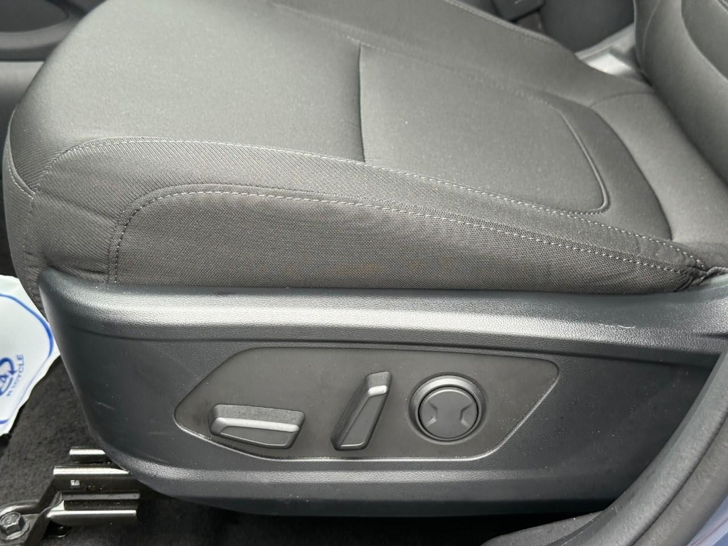 Hyundai Tucson Vehicle Full-screen Gallery Image 17