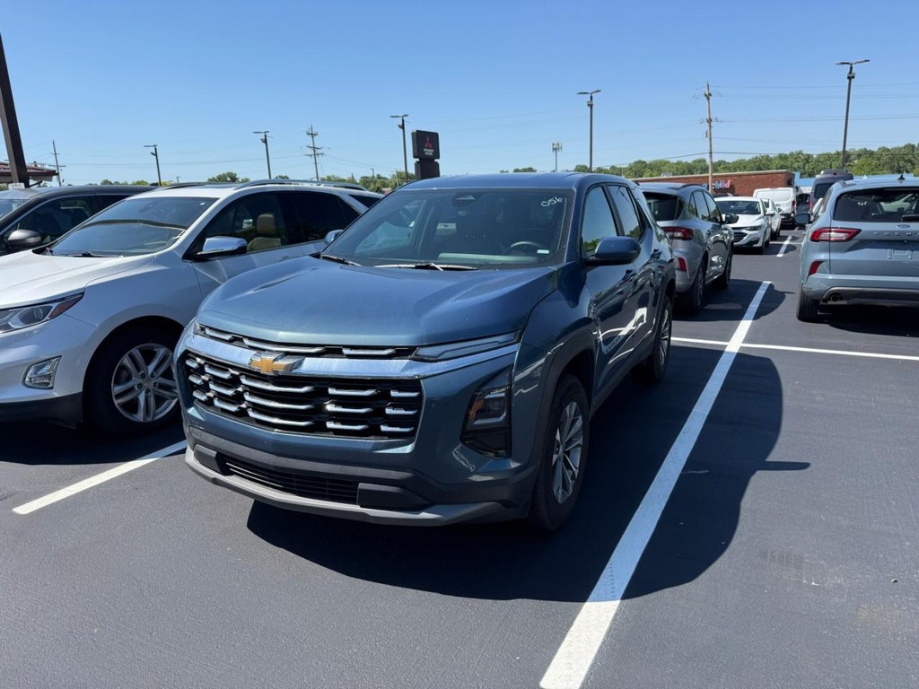 Chevrolet Equinox Vehicle Full-screen Gallery Image 04
