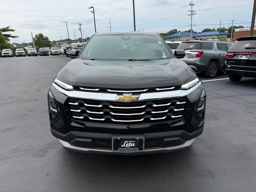 Chevrolet Equinox Vehicle Full-screen Gallery Image 09