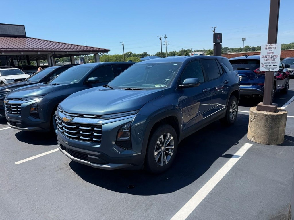 Chevrolet Equinox Vehicle Full-screen Gallery Image 01