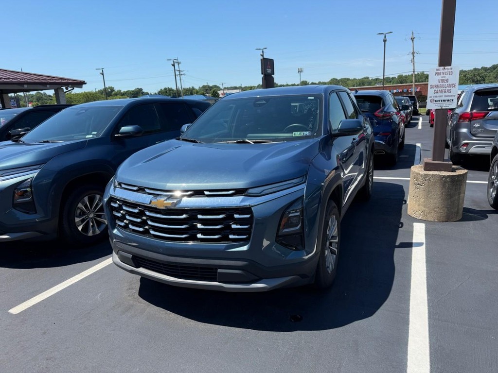 Chevrolet Equinox Vehicle Full-screen Gallery Image 04