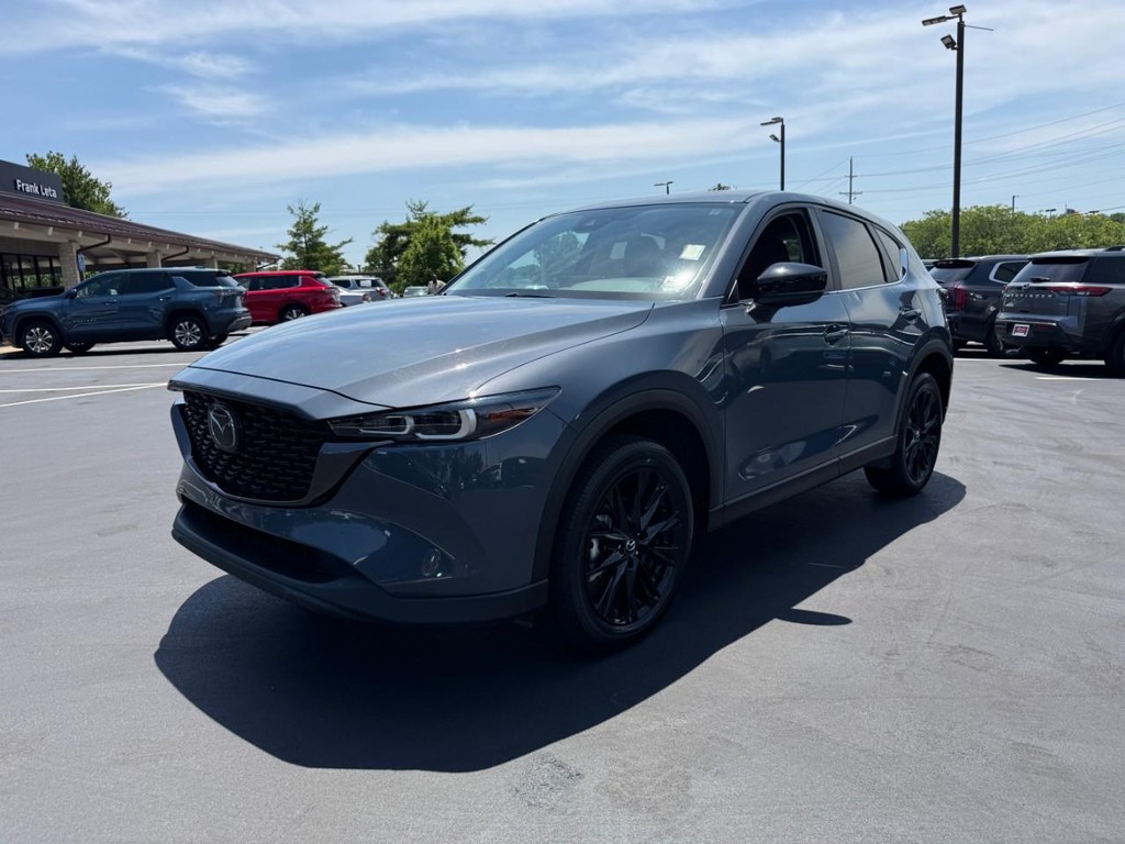 Mazda CX-5 Vehicle Full-screen Gallery Image 08
