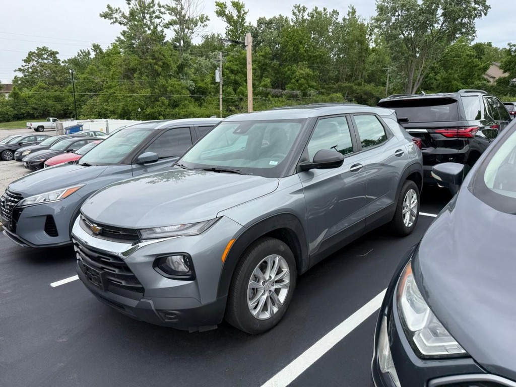 2023 Chevrolet Trailblazer LS's photo