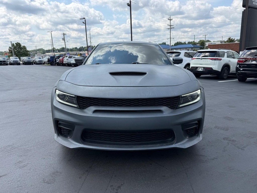 Dodge Charger Vehicle Full-screen Gallery Image 08