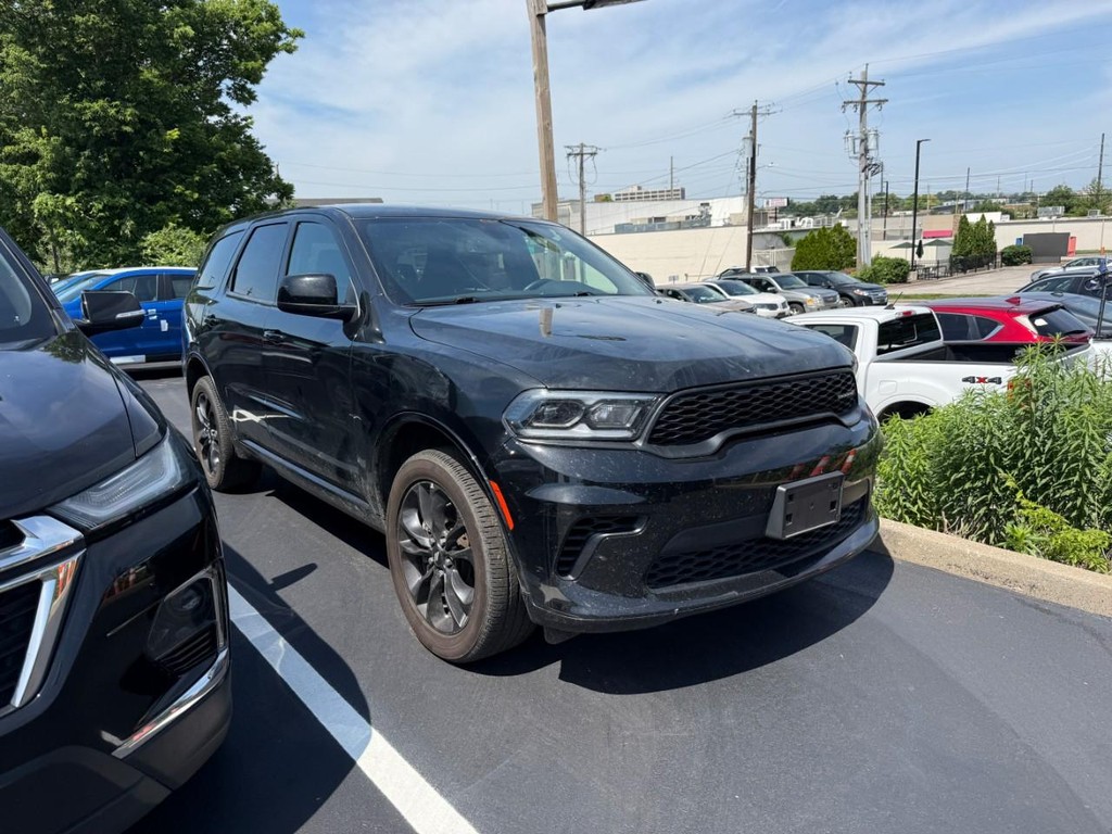 Dodge Durango Vehicle Full-screen Gallery Image 04