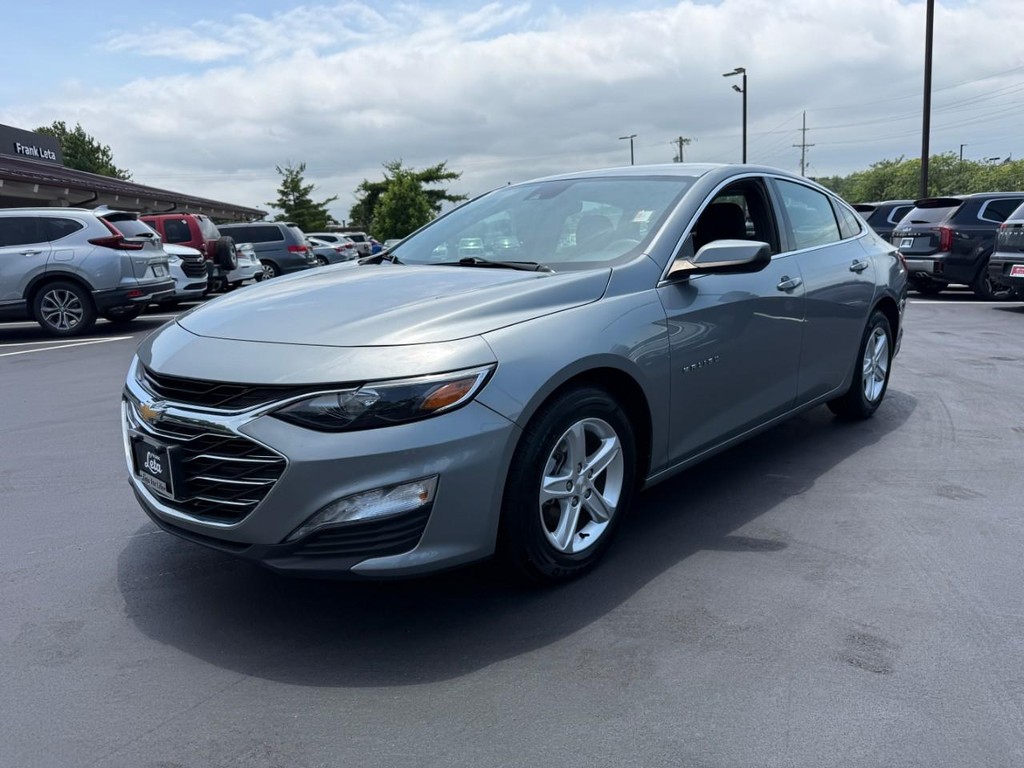 Chevrolet Malibu Vehicle Full-screen Gallery Image 08