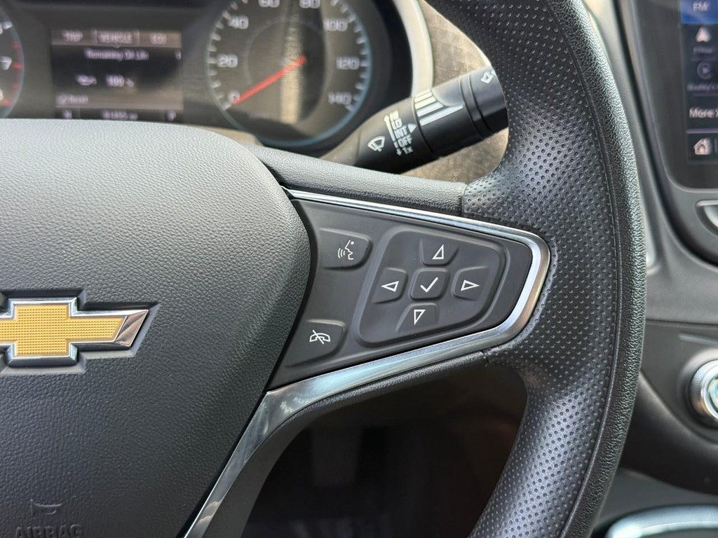 Chevrolet Malibu Vehicle Full-screen Gallery Image 19
