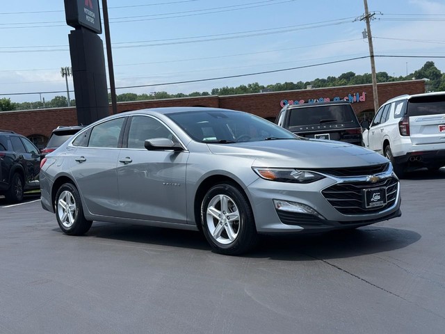 more details - chevrolet malibu