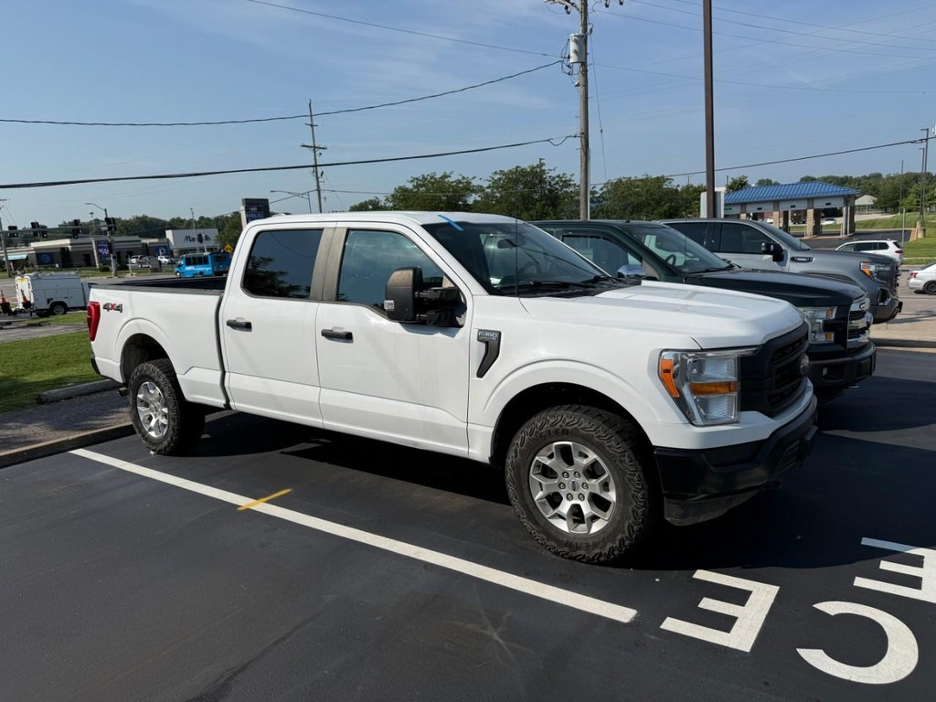 Ford F-150 Vehicle Full-screen Gallery Image 04