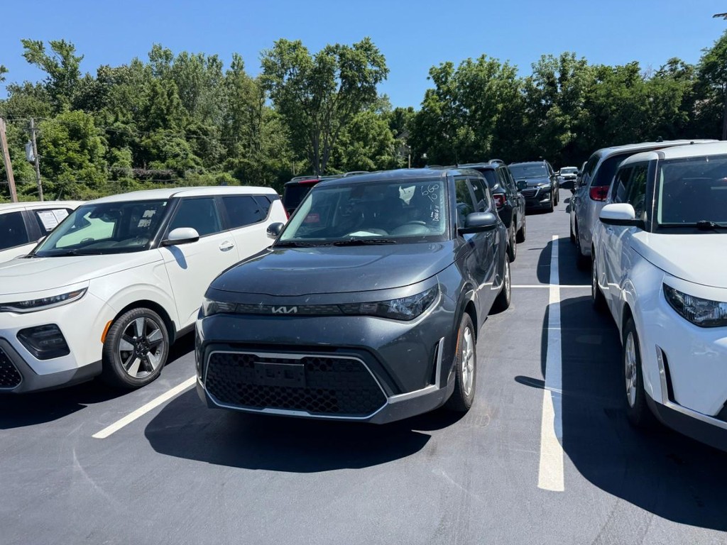Kia Soul Vehicle Full-screen Gallery Image 03