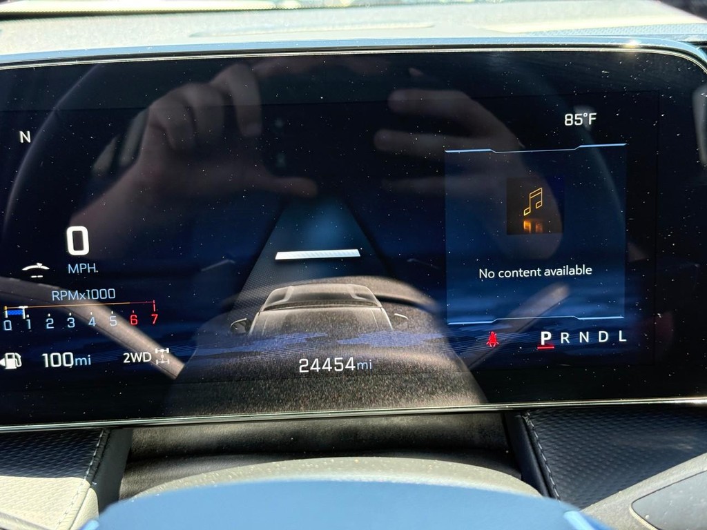 Chevrolet Equinox Vehicle Full-screen Gallery Image 21