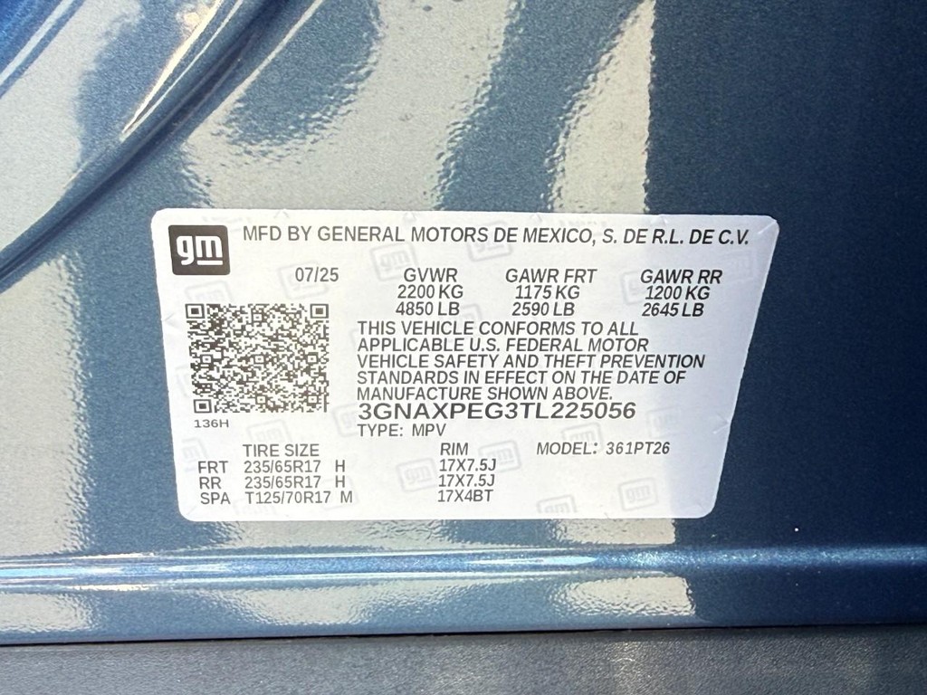 Chevrolet Equinox Vehicle Full-screen Gallery Image 24