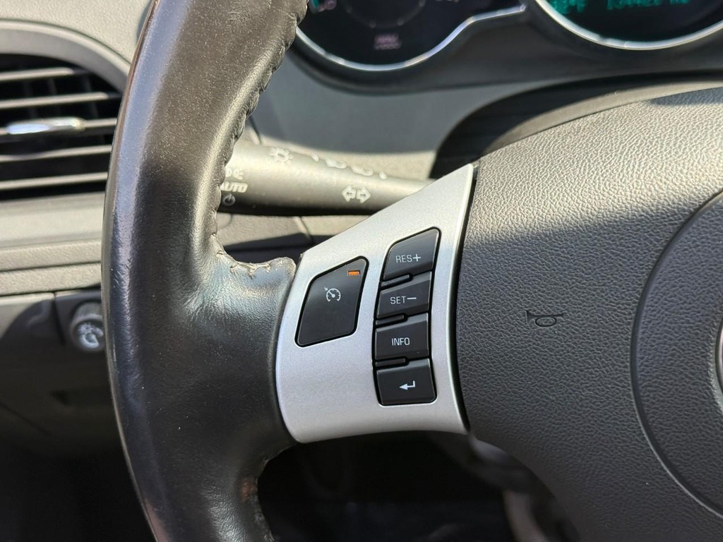 Chevrolet Malibu Vehicle Full-screen Gallery Image 18