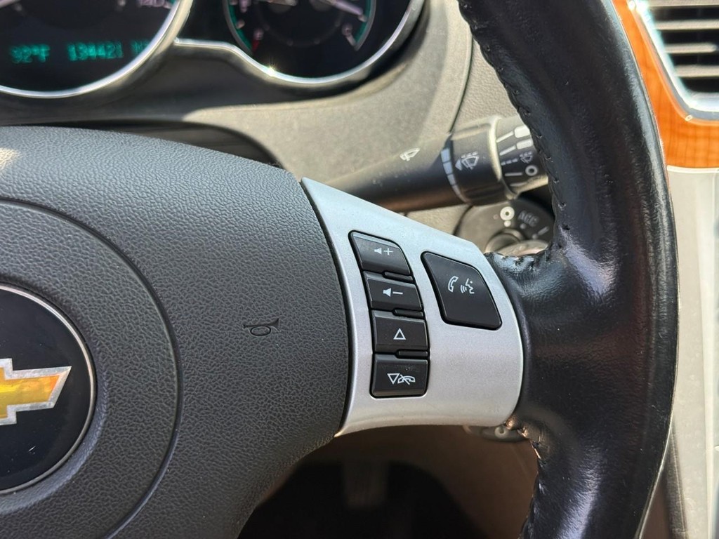 Chevrolet Malibu Vehicle Full-screen Gallery Image 19