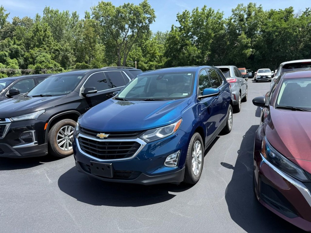 Chevrolet Equinox Vehicle Full-screen Gallery Image 02