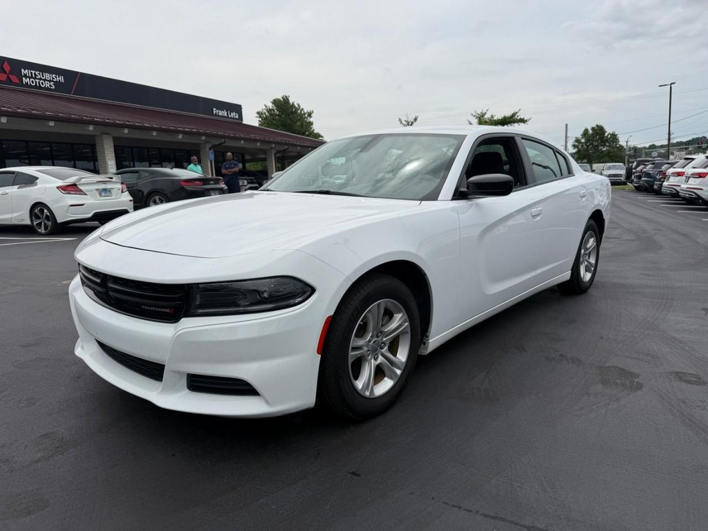 Dodge Charger Vehicle Full-screen Gallery Image 08