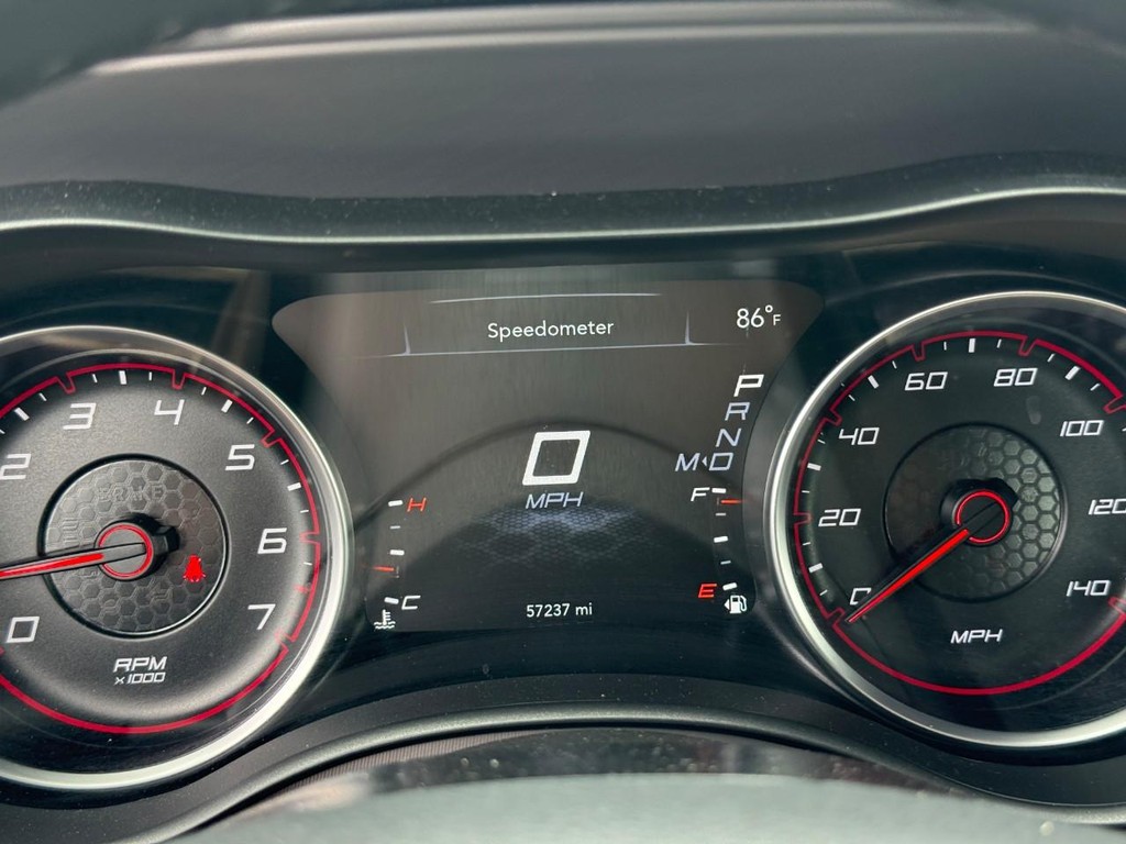 Dodge Charger Vehicle Full-screen Gallery Image 21