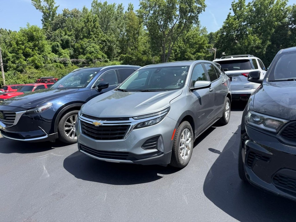 Chevrolet Equinox Vehicle Full-screen Gallery Image 02
