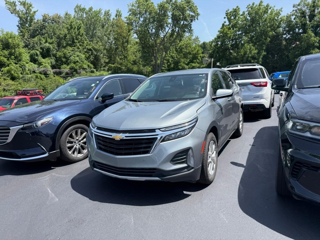 Chevrolet Equinox Vehicle Full-screen Gallery Image 03