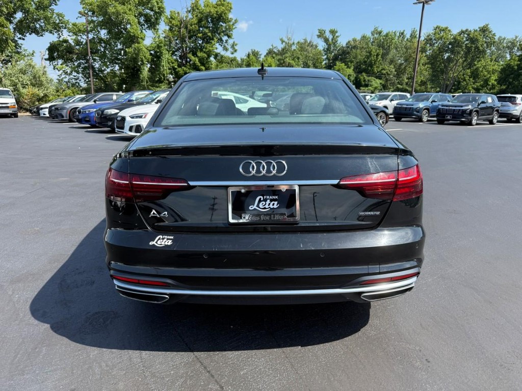 Audi A4 Sedan Vehicle Full-screen Gallery Image 07