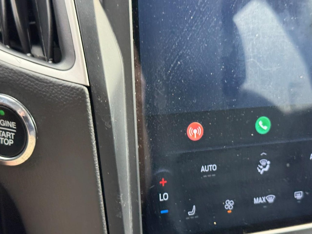 Ford Edge Vehicle Full-screen Gallery Image 24