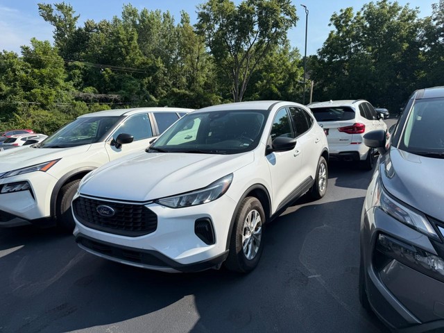 more details - ford escape
