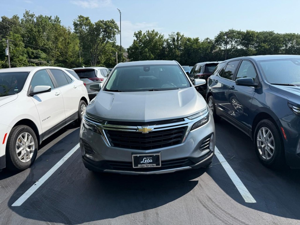 Chevrolet Equinox Vehicle Full-screen Gallery Image 05