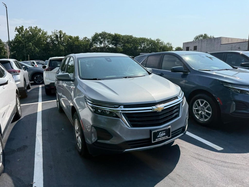 Chevrolet Equinox Vehicle Full-screen Gallery Image 07