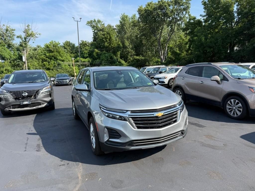 Chevrolet Equinox Vehicle Full-screen Gallery Image 06