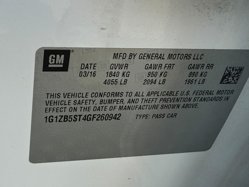 Chevrolet Malibu Vehicle Full-screen Gallery Image 25