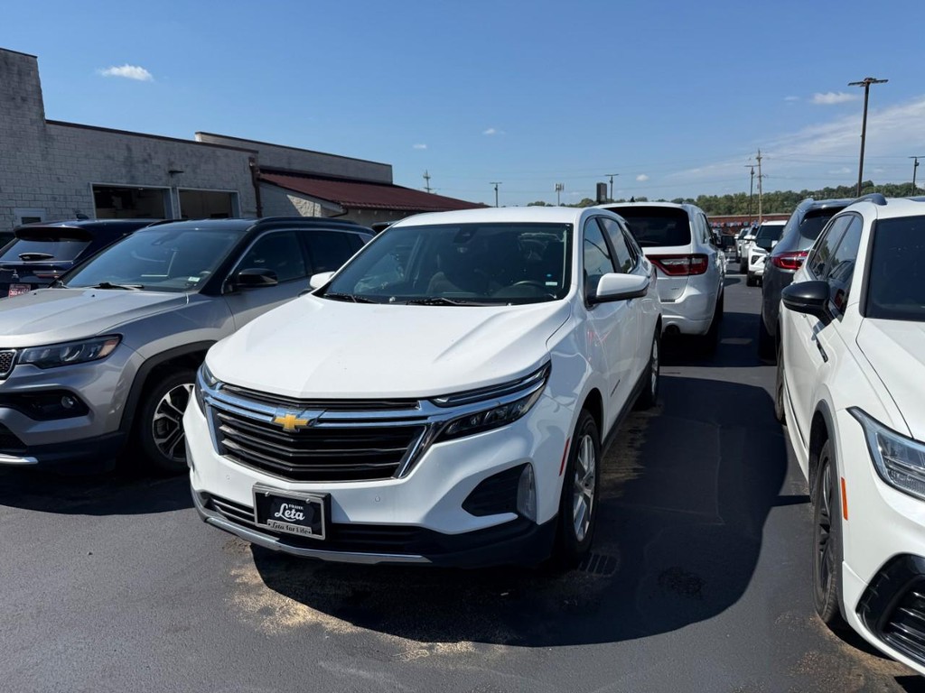 Chevrolet Equinox Vehicle Full-screen Gallery Image 03