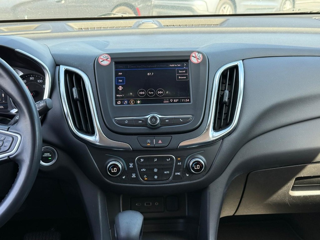 Chevrolet Equinox Vehicle Full-screen Gallery Image 14