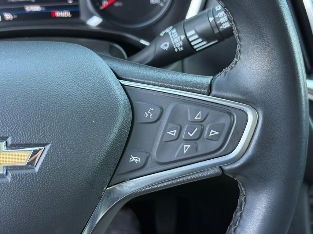 Chevrolet Equinox Vehicle Full-screen Gallery Image 21