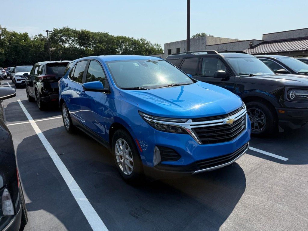 Chevrolet Equinox Vehicle Full-screen Gallery Image 08