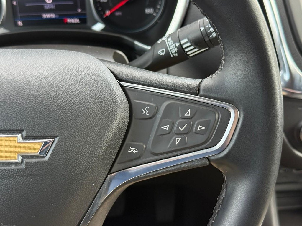 Chevrolet Equinox Vehicle Full-screen Gallery Image 20