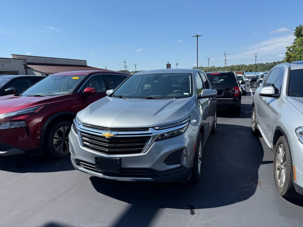 Chevrolet Equinox Vehicle Full-screen Gallery Image 04