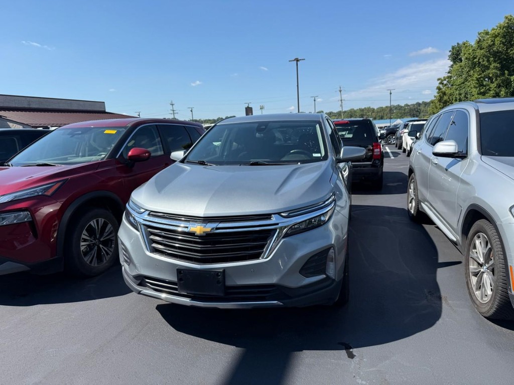 Chevrolet Equinox Vehicle Full-screen Gallery Image 05