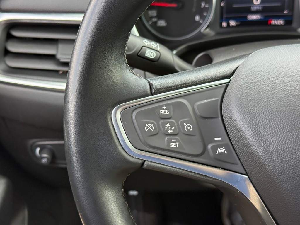 Chevrolet Equinox Vehicle Full-screen Gallery Image 19