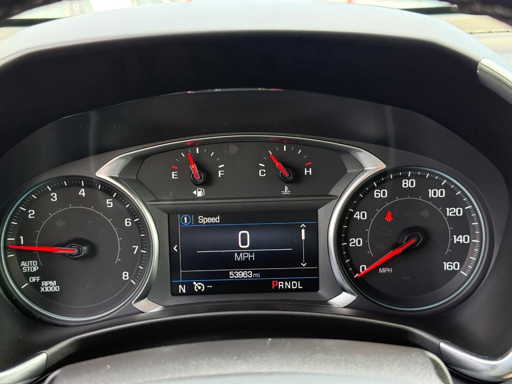 Chevrolet Equinox Vehicle Full-screen Gallery Image 21