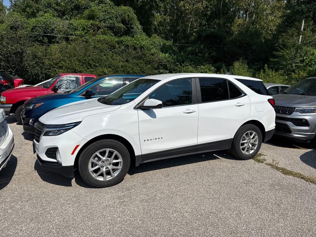 Chevrolet Equinox Vehicle Full-screen Gallery Image 10